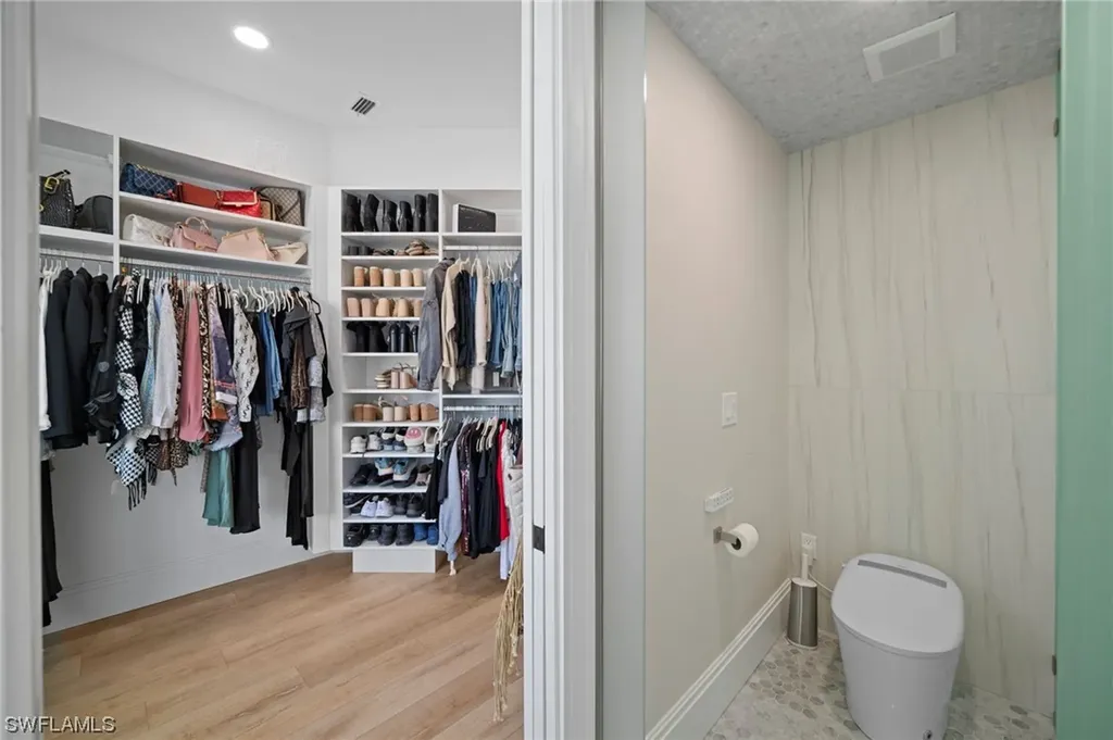 235 Dolphin Cove Court Bonita Springs FL 34134