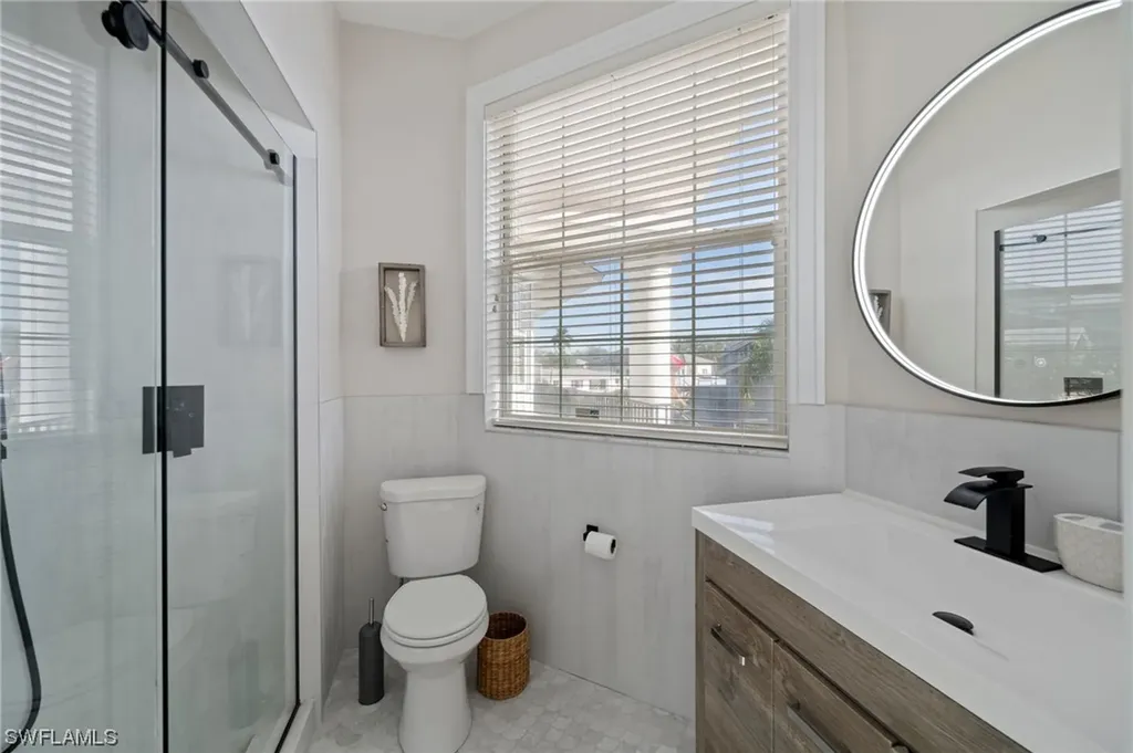 235 Dolphin Cove Court Bonita Springs FL 34134