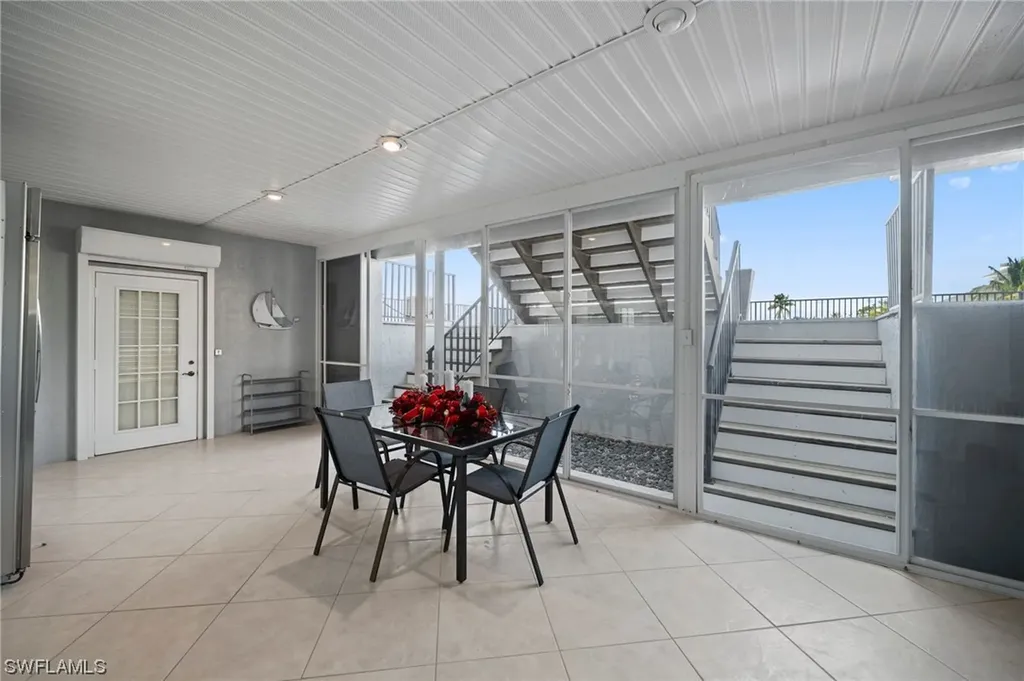 235 Dolphin Cove Court Bonita Springs FL 34134