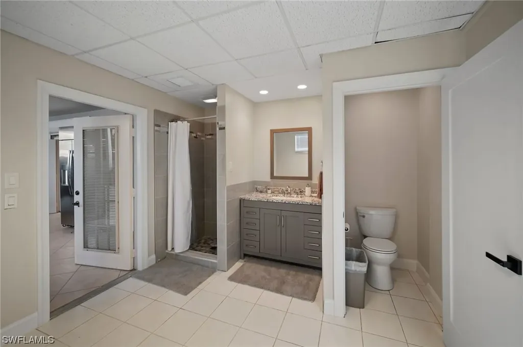 235 Dolphin Cove Court Bonita Springs FL 34134