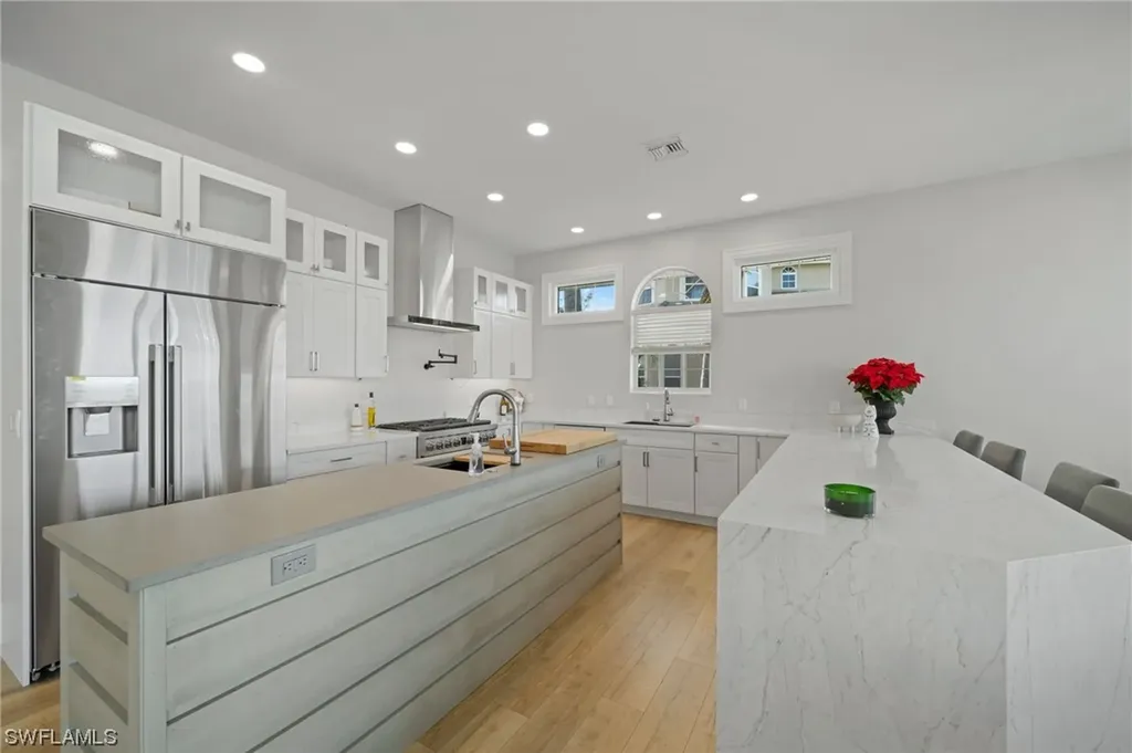 235 Dolphin Cove Court Bonita Springs FL 34134