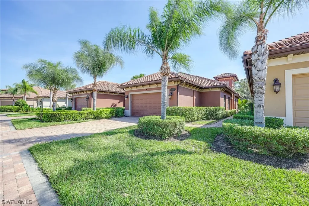 6612 Roma Way Naples FL 34113
