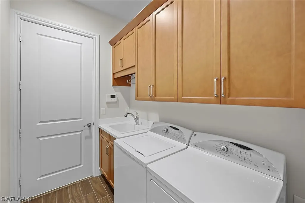 6612 Roma Way Naples FL 34113