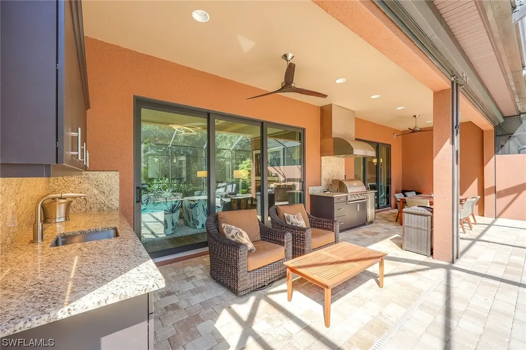 6612 Roma Way Naples FL 34113