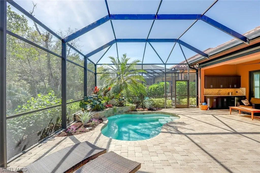6612 Roma Way Naples FL 34113