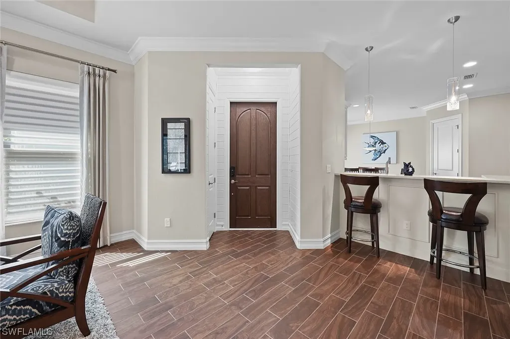 6612 Roma Way Naples FL 34113