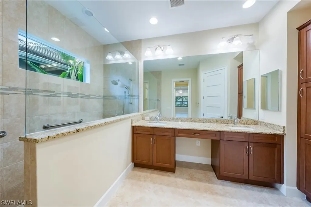 5860 Antigua Way Naples FL 34113
