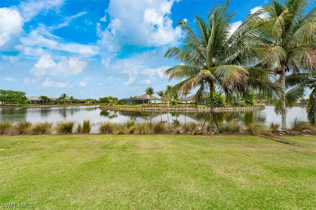 5860 Antigua Way Naples FL 34113