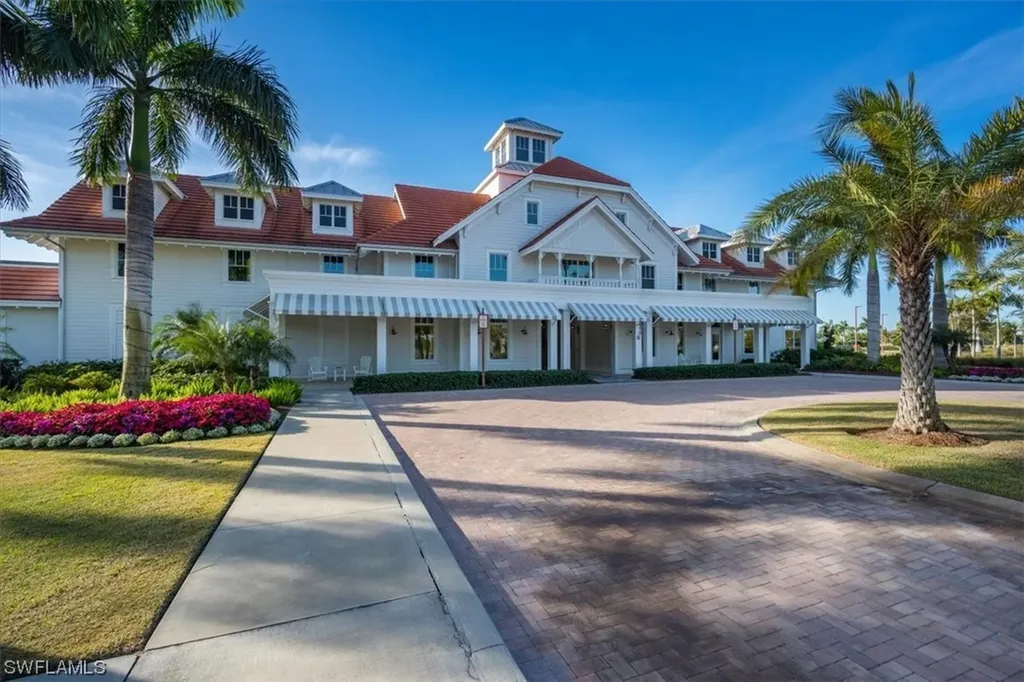 5860 Antigua Way Naples FL 34113