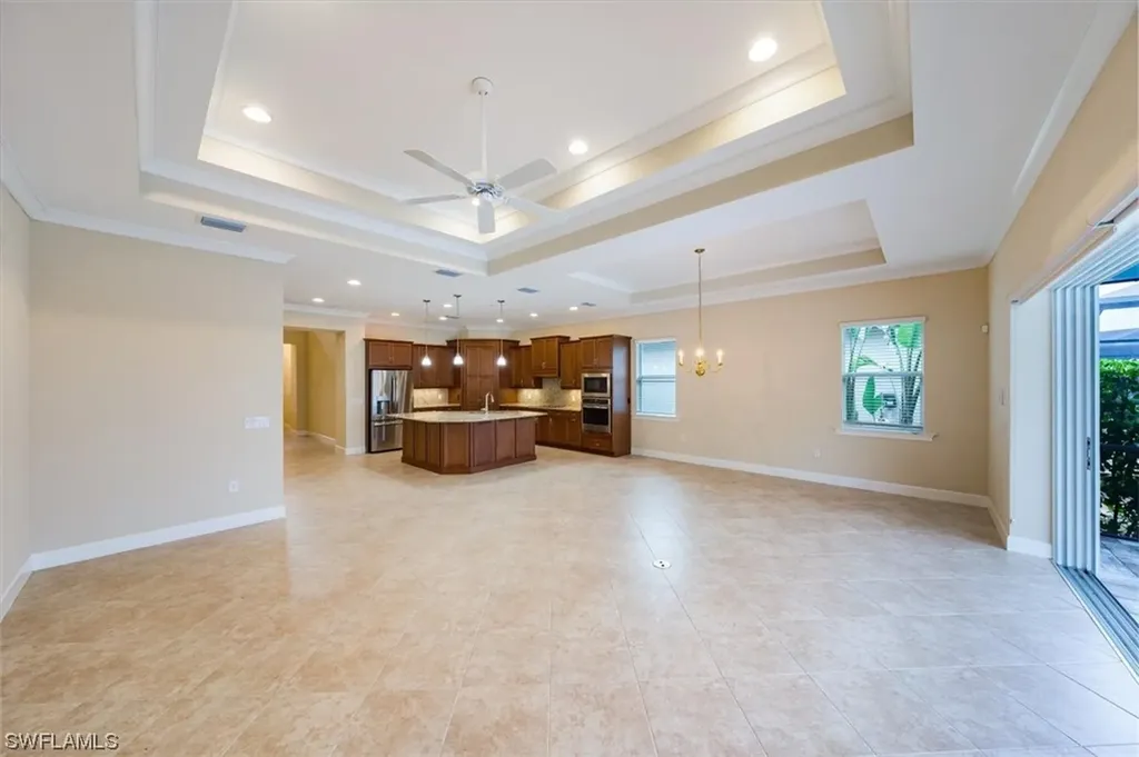 5860 Antigua Way Naples FL 34113