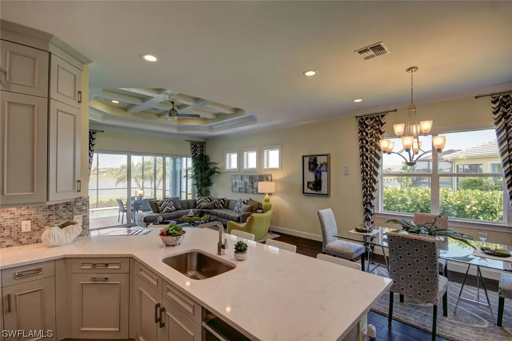 8769 Yucatan Court Naples FL 34112
