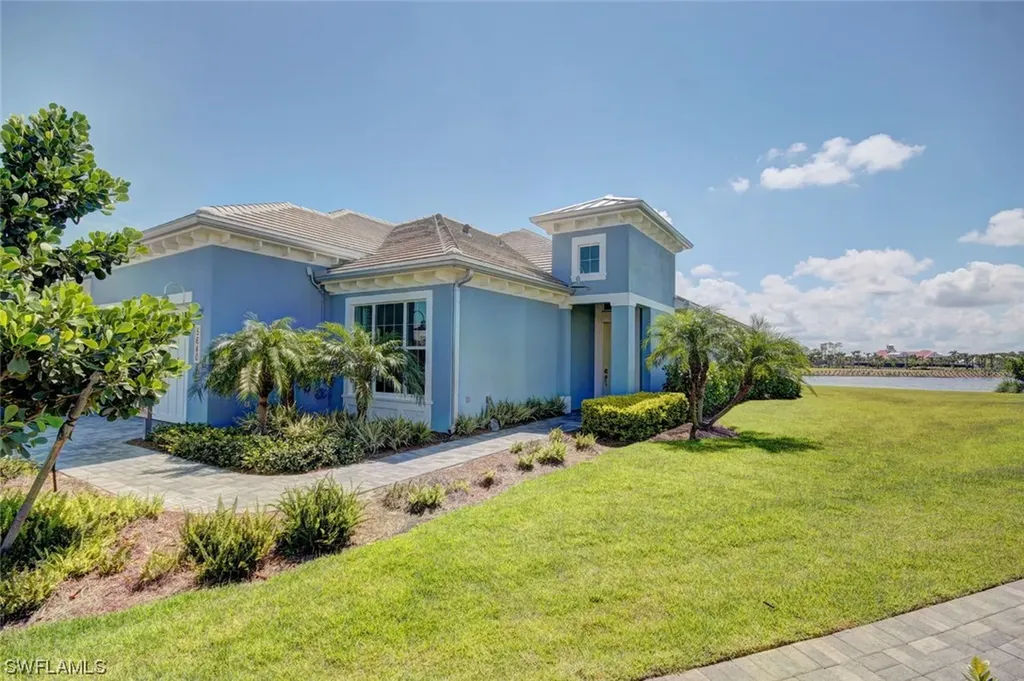 8769 Yucatan Court Naples FL 34112
