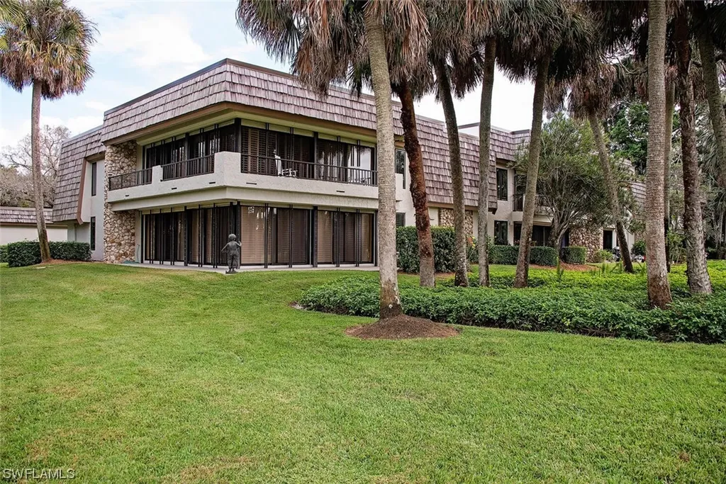 106 Wilderness Drive Naples FL 34105