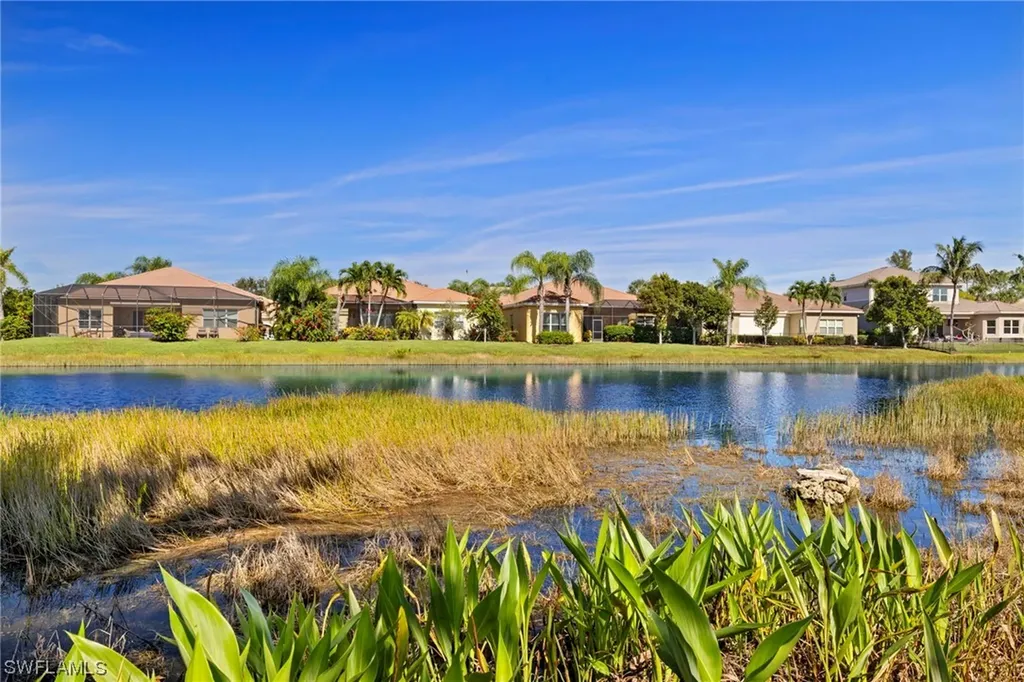 6631 Monterey Point Naples FL 34105