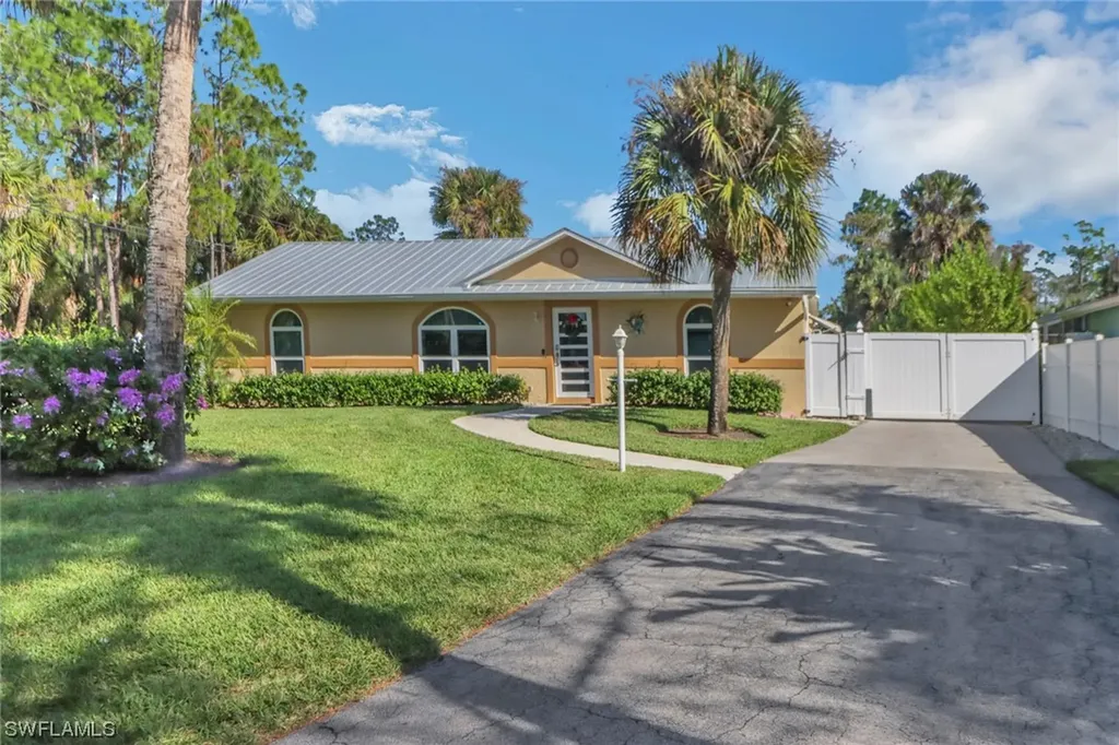 1860 21st Street SW Naples FL 34117