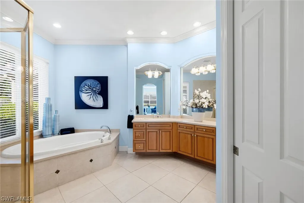 2767 Olde Cypress Drive Naples FL 34119