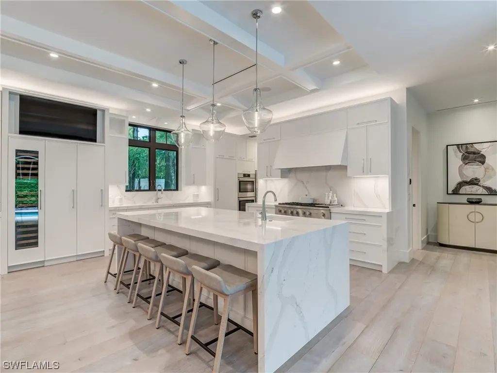 336 1st Avenue N Naples FL 34102