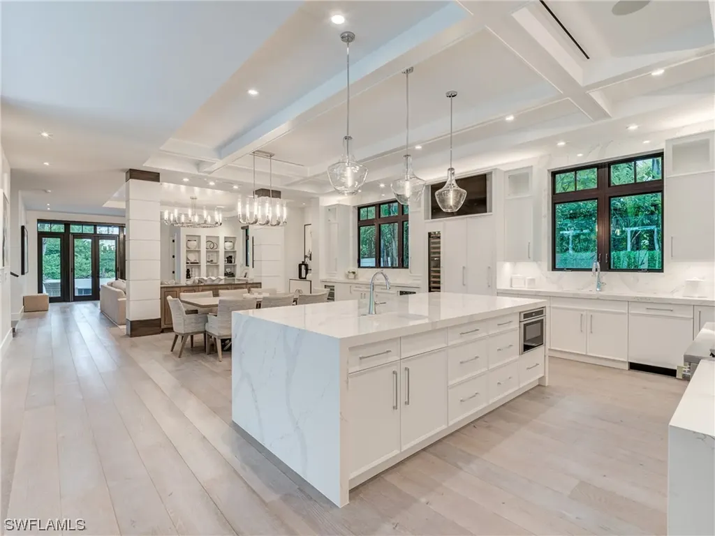 336 1st Avenue N Naples FL 34102
