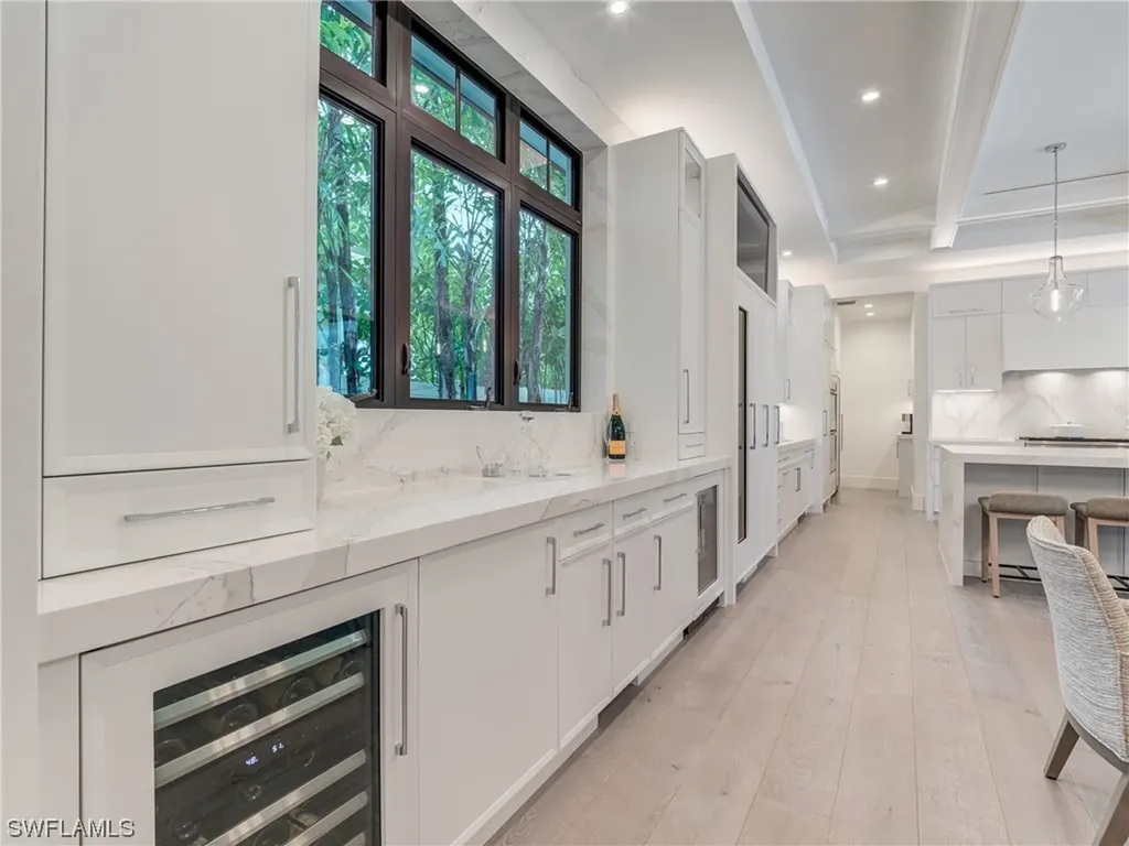 336 1st Avenue N Naples FL 34102