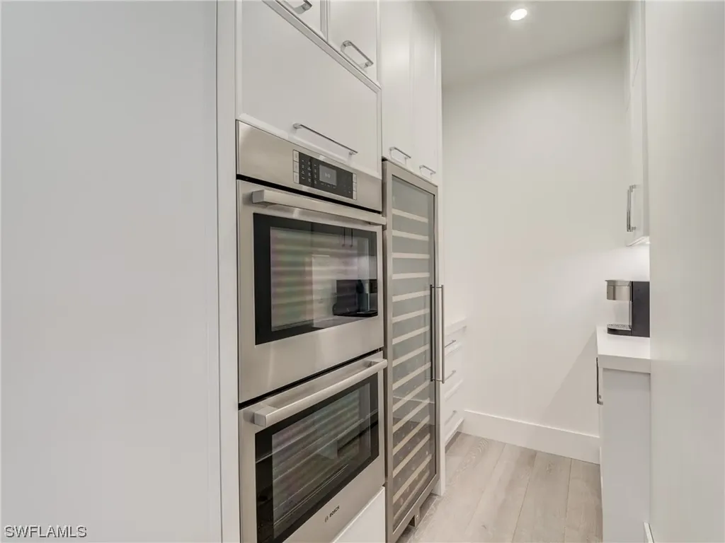 336 1st Avenue N Naples FL 34102