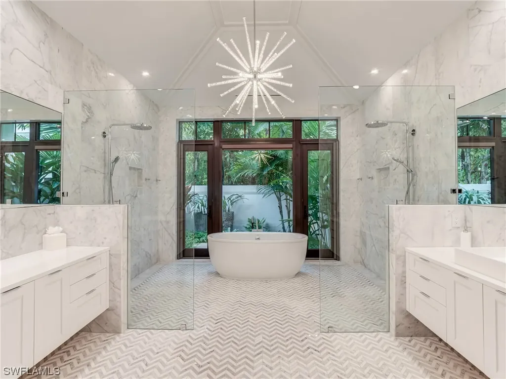 336 1st Avenue N Naples FL 34102