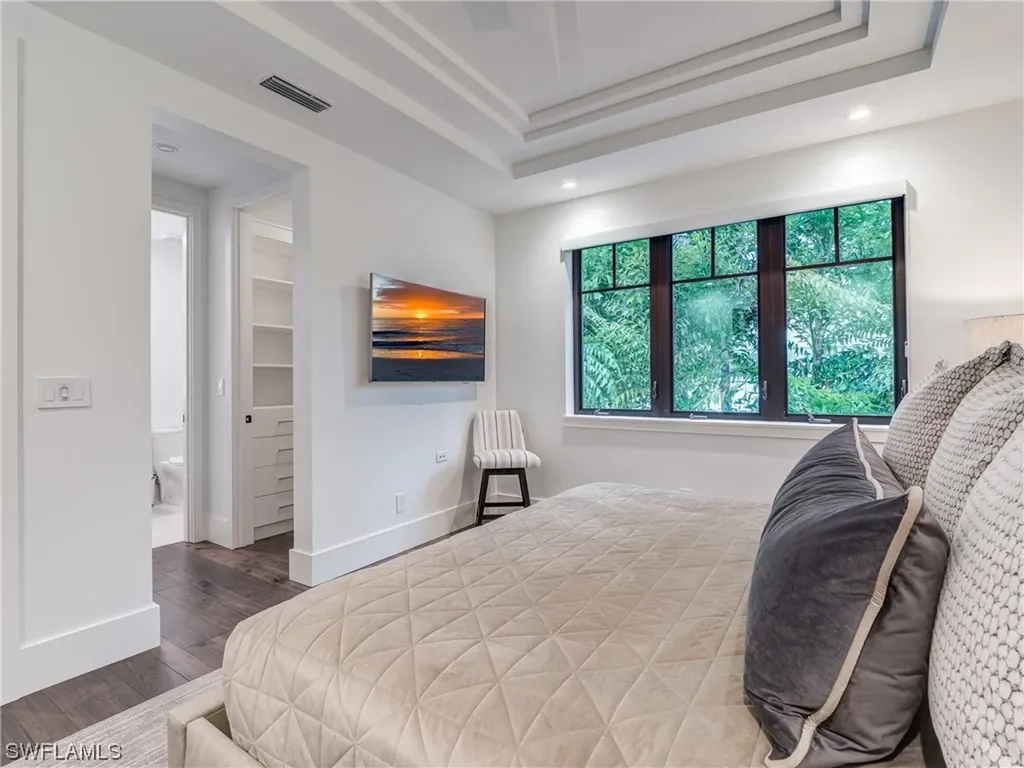 336 1st Avenue N Naples FL 34102