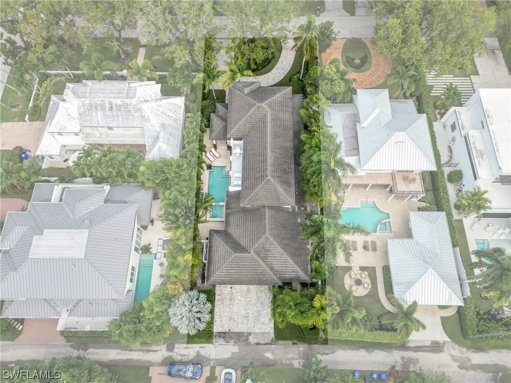 336 1st Avenue N Naples FL 34102
