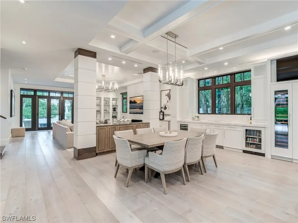 336 1st Avenue N Naples FL 34102