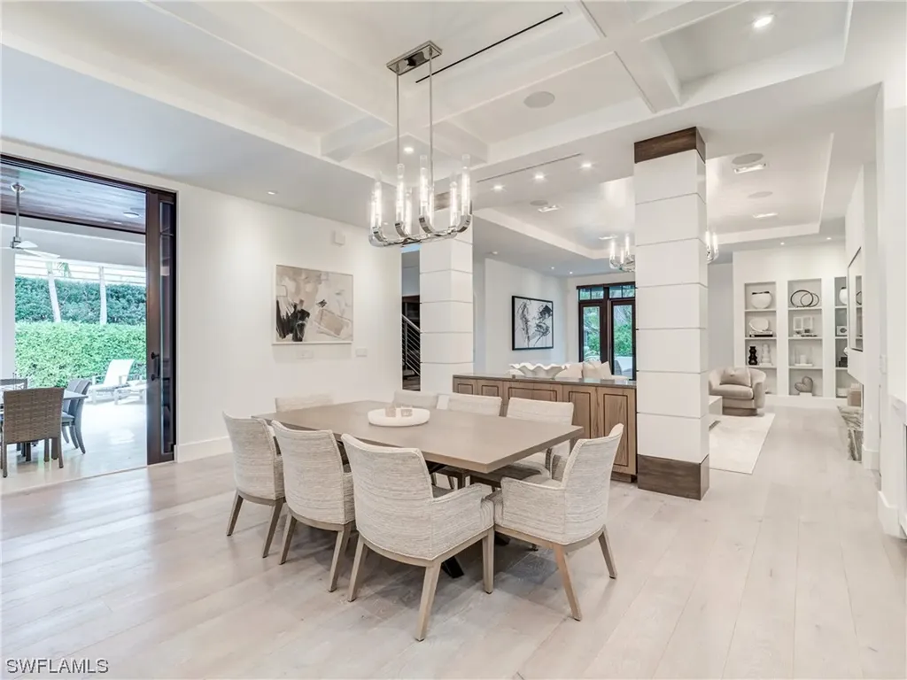 336 1st Avenue N Naples FL 34102