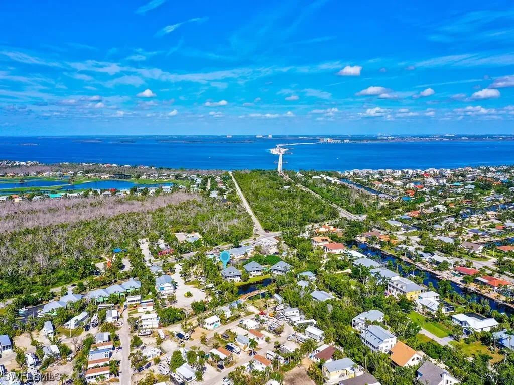 1039 Beach Road Sanibel FL 33957