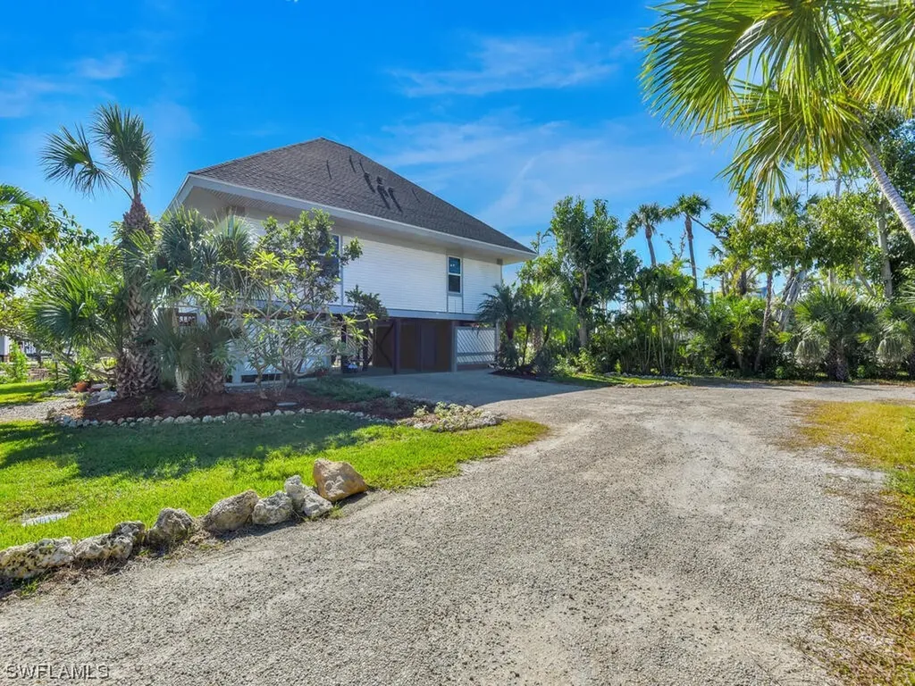 1039 Beach Road Sanibel FL 33957
