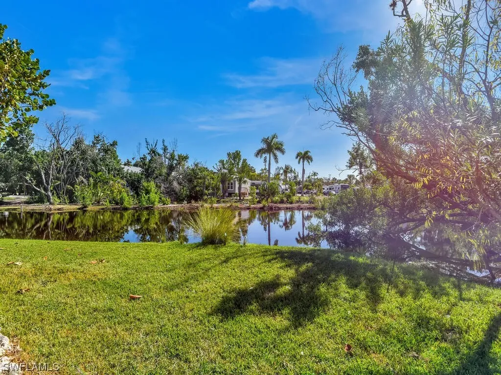1039 Beach Road Sanibel FL 33957