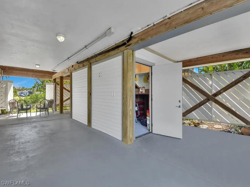 1039 Beach Road Sanibel FL 33957