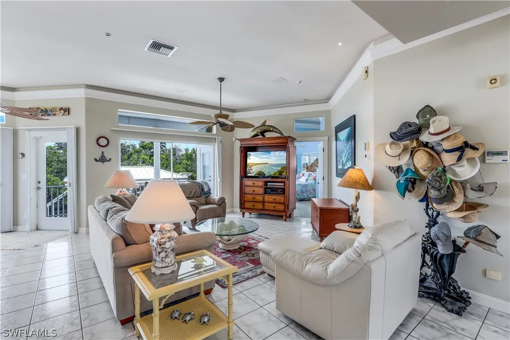 270 Tropical Shores Way Fort Myers Beach FL 33931