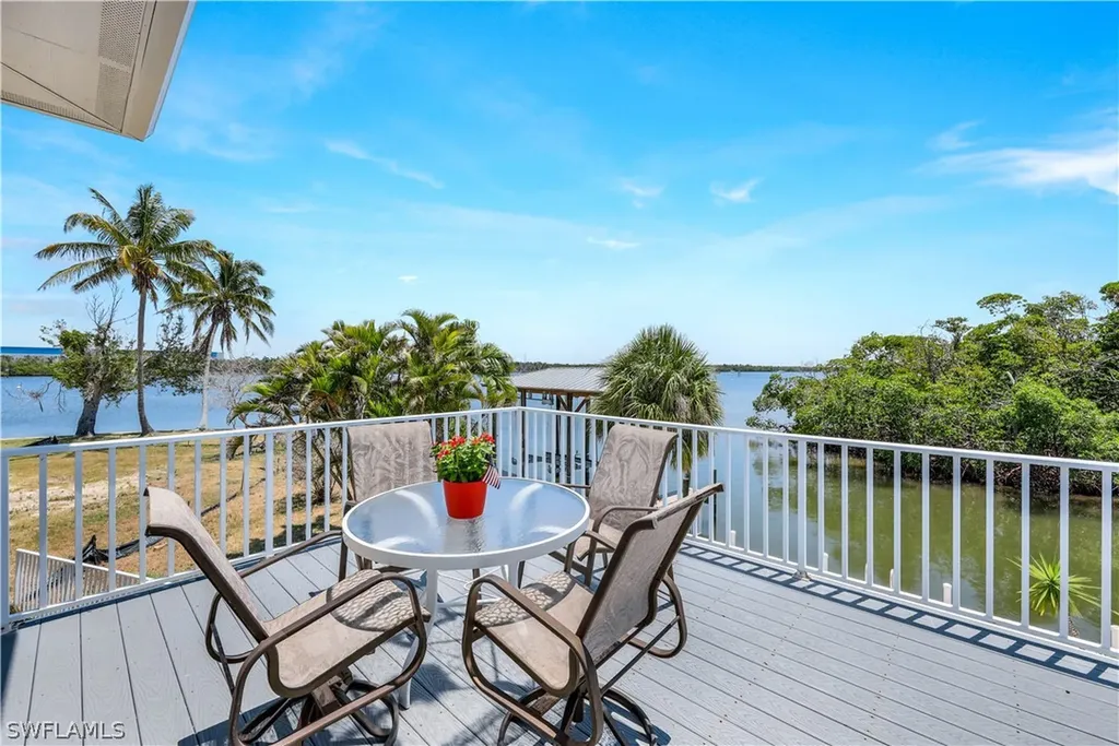 270 Tropical Shores Way Fort Myers Beach FL 33931