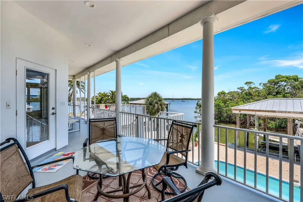 270 Tropical Shores Way Fort Myers Beach FL 33931