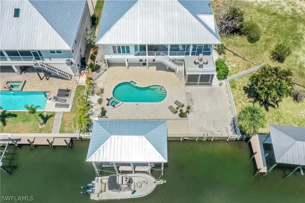 270 Tropical Shores Way Fort Myers Beach FL 33931