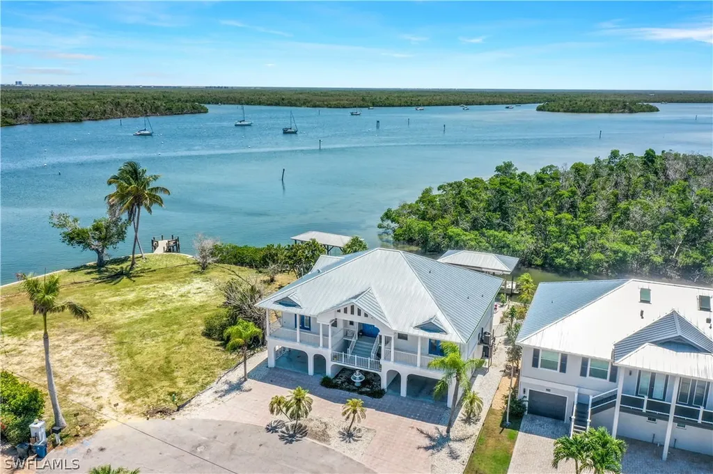 270 Tropical Shores Way Fort Myers Beach FL 33931