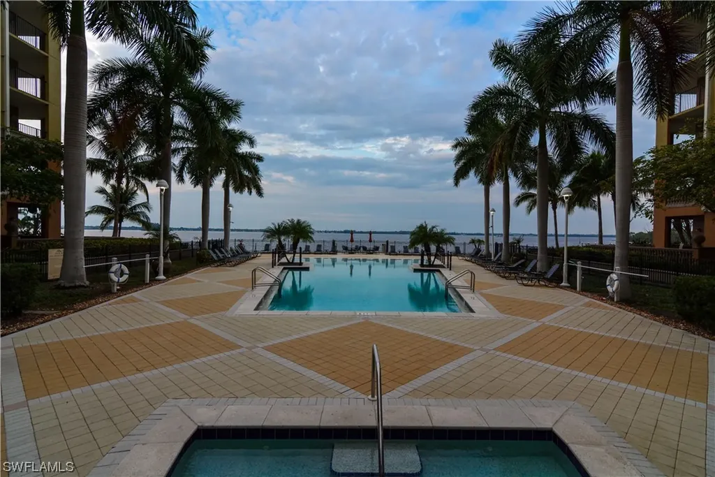 2825 Palm Beach Boulevard Fort Myers FL 33916
