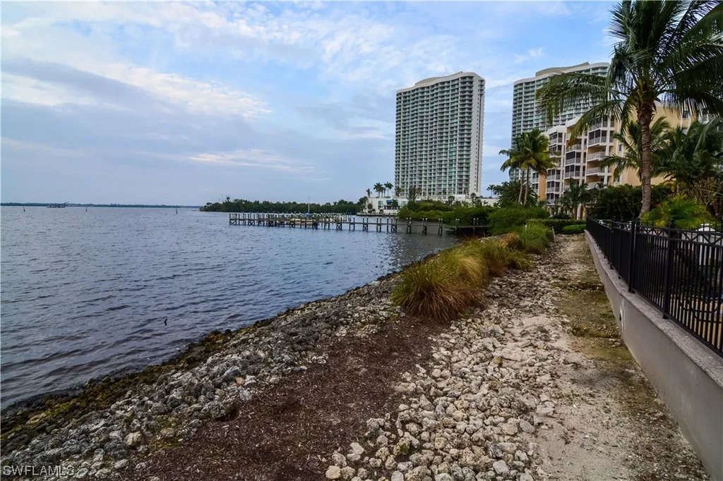 2825 Palm Beach Boulevard Fort Myers FL 33916