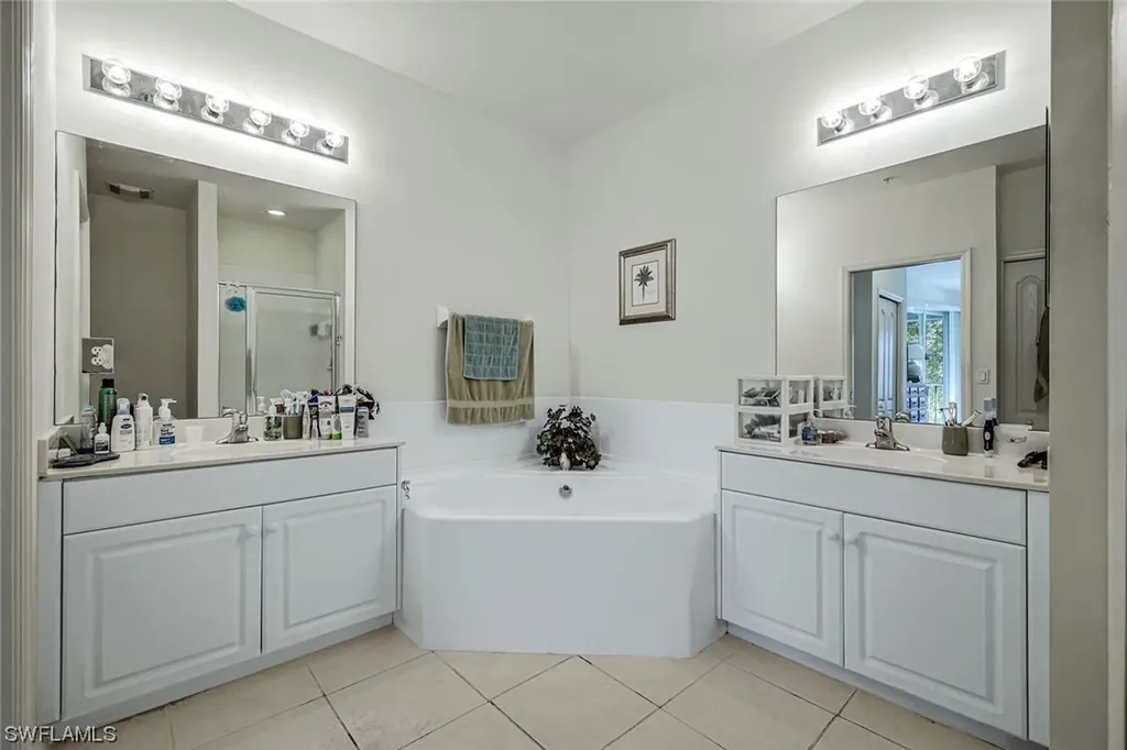 3425 Laurel Greens Lane S Naples FL 34119