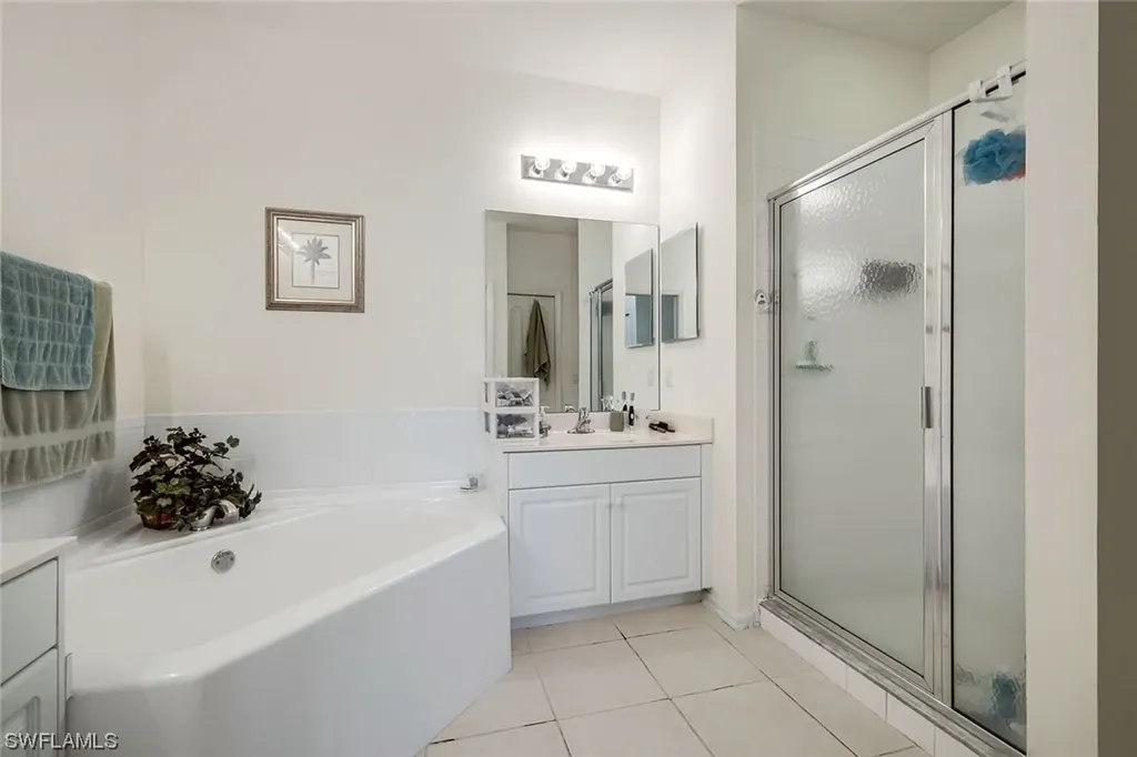 3425 Laurel Greens Lane S Naples FL 34119