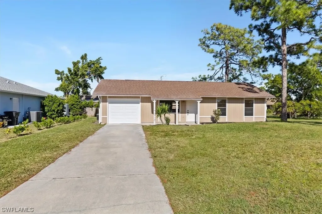 8309 Bamboo Road Fort Myers FL 33967
