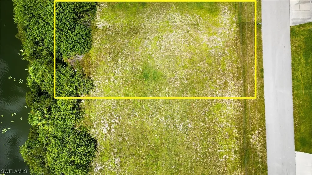 342 NE 25th Terrace Cape Coral FL 33909