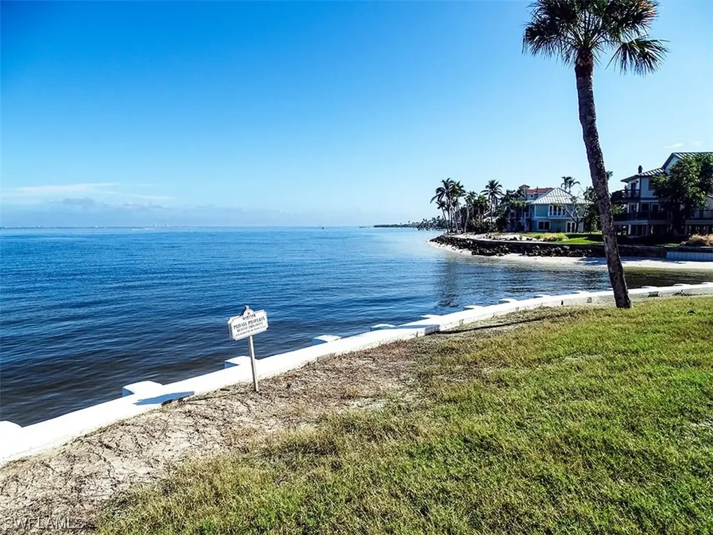 760 Sextant Drive Sanibel FL 33957