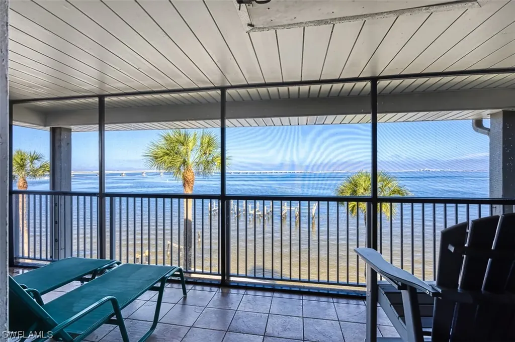 760 Sextant Drive Sanibel FL 33957