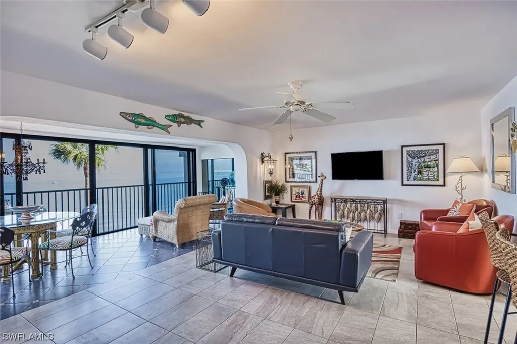 760 Sextant Drive Sanibel FL 33957