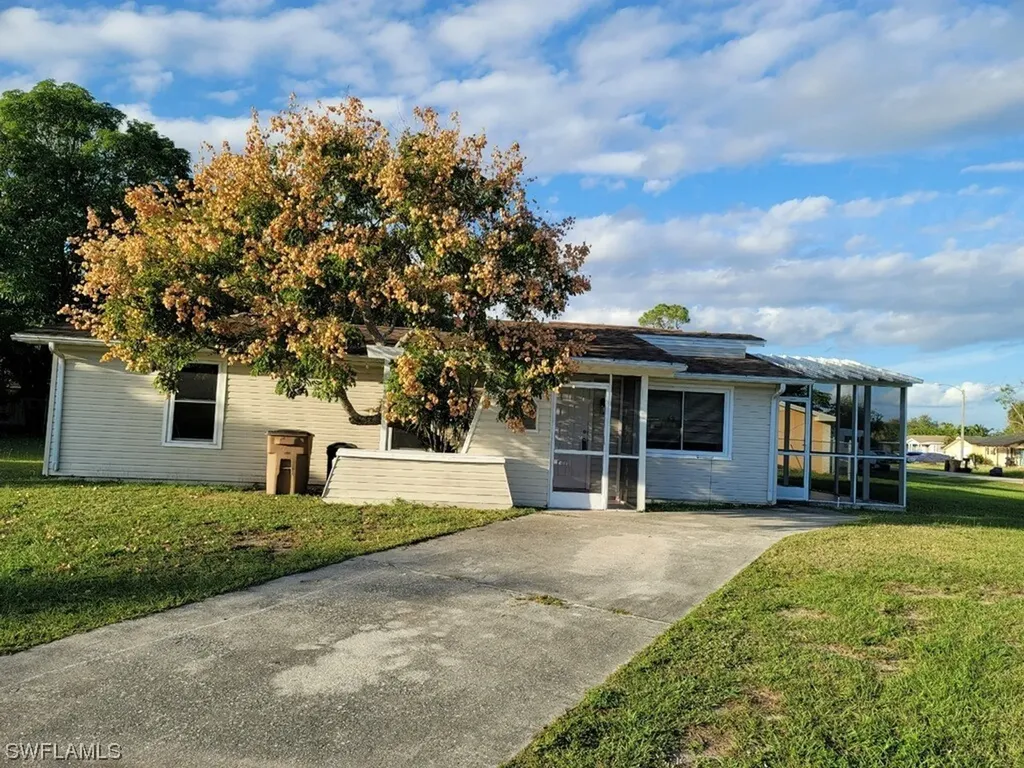 443 Valley Drive Lehigh Acres FL 33936