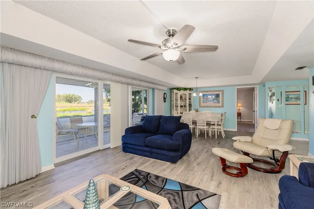 581 Teryl Road Naples FL 34112