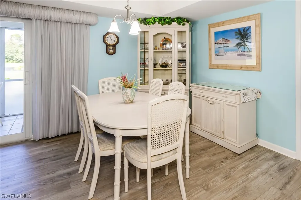 581 Teryl Road Naples FL 34112